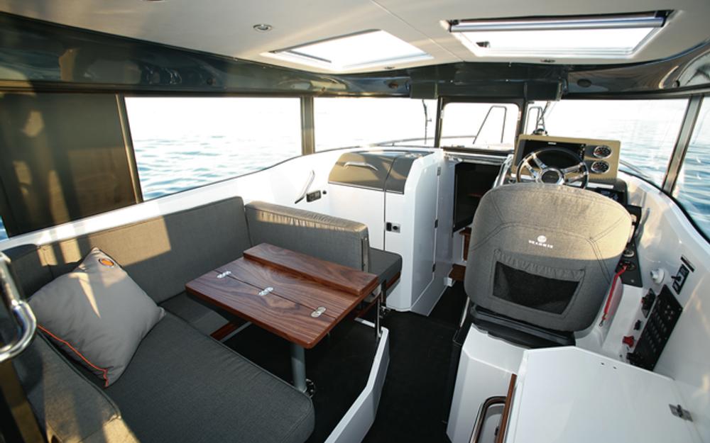 slider 14 XO Boats XO 270 RS Front Cabin